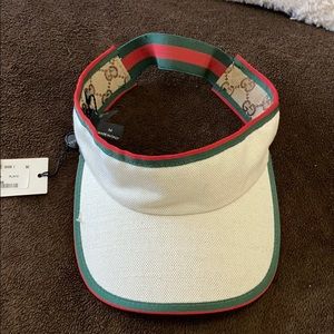 Gucci visor size M